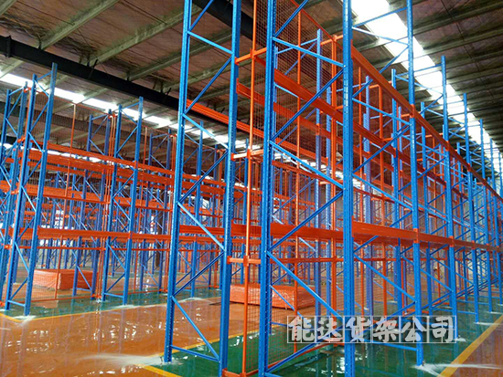 倍深式托盘货架