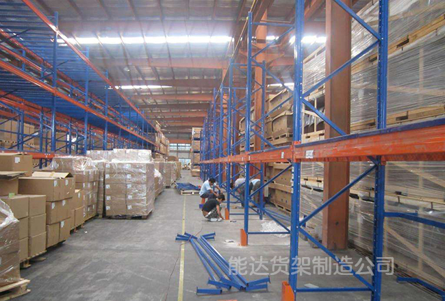 横梁式货架安装